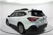 $23164 : Pre-Owned 2022 Outback Premium thumbnail