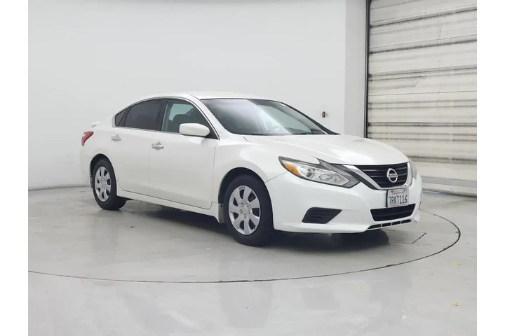 $13998 : Nissan Altima 2016 2.5 S 4dr image 1