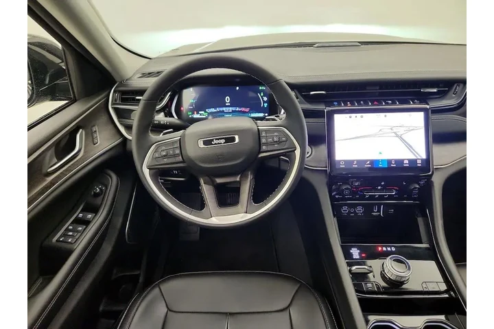 $32998 : Jeep Grand Cherokee 2023 4x4 image 10