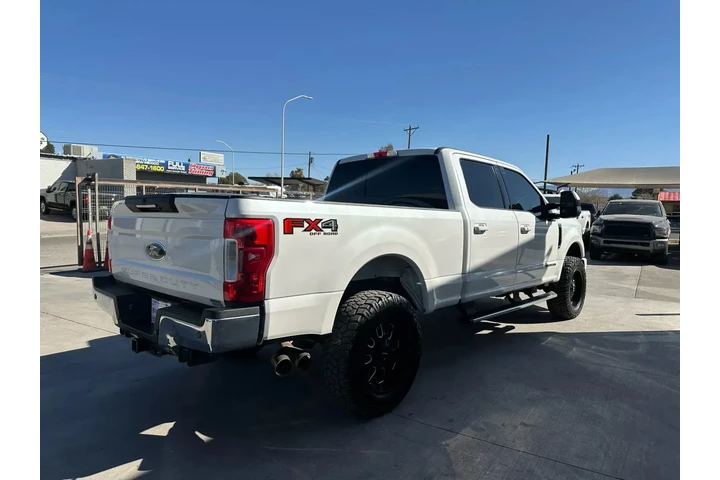 $37995 : 2017 FORD F250 SUPER DUTY CRE image 7