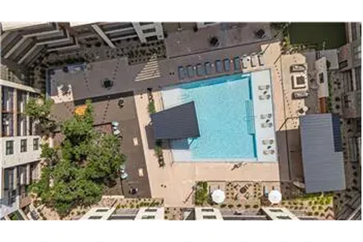 $1560 : Rental property with 1 bedro image 10