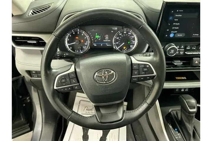 $35000 : Toyota Highlander 2023 AWD X image 4
