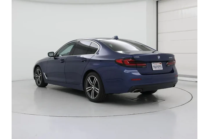 $31998 : BMW 5 Series 2022 530i 4dr S image 2