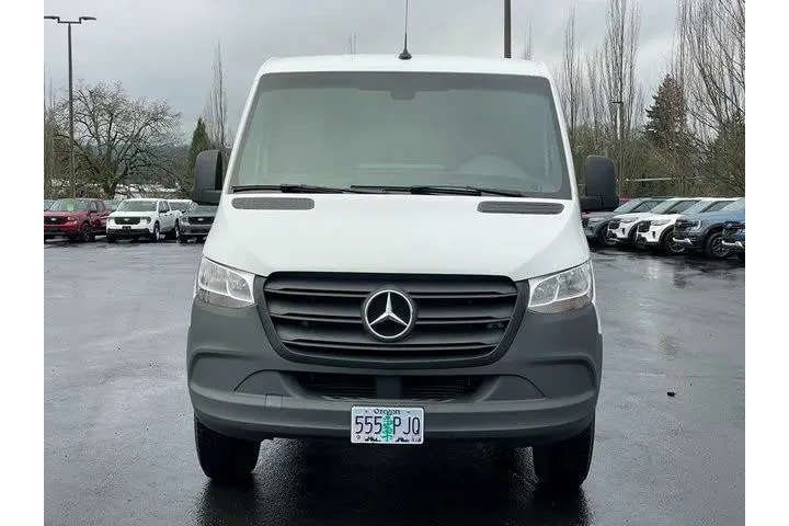 $37995 : Mercedes-Benz Sprinter 2023 image 9