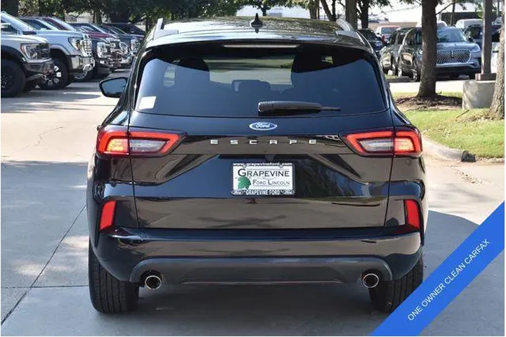 $19987 : Ford Escape 2023 ST-Line 4dr image 8