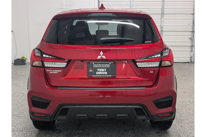 $31695 : Mitsubishi Outlander Sport 2 image 5