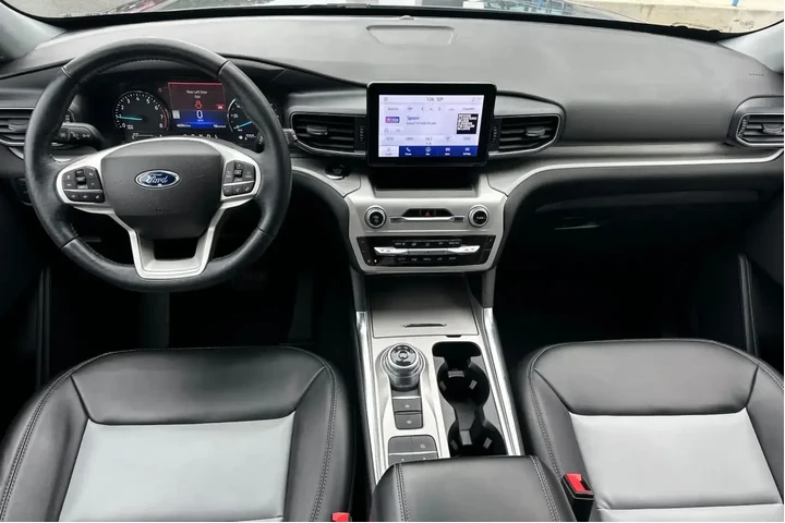 $26984 : Ford Explorer 2022 XLT 4dr S image 3