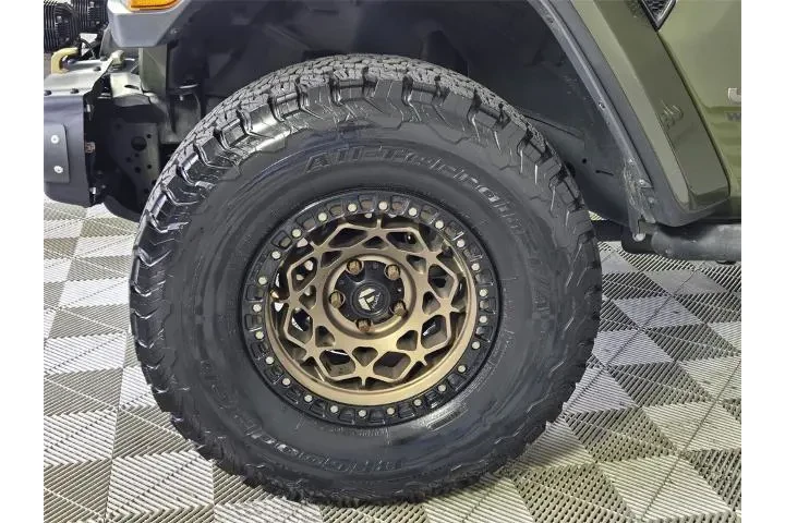 $37900 : Jeep Wrangler Unlimited 2021 image 5