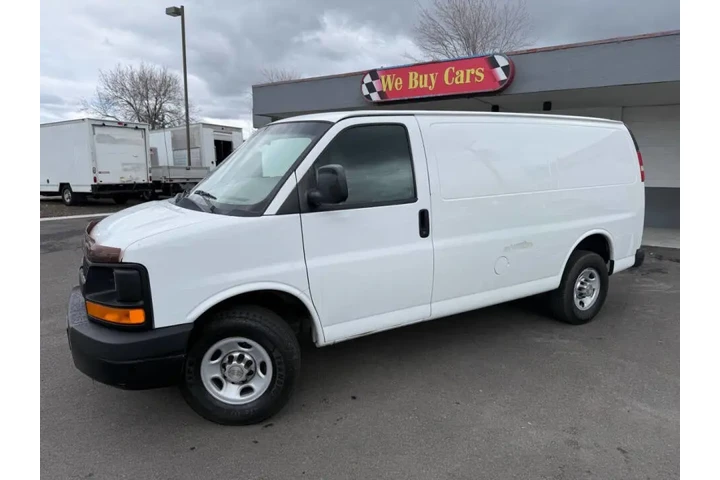 $16975 : 2014 Express 2500 image 1