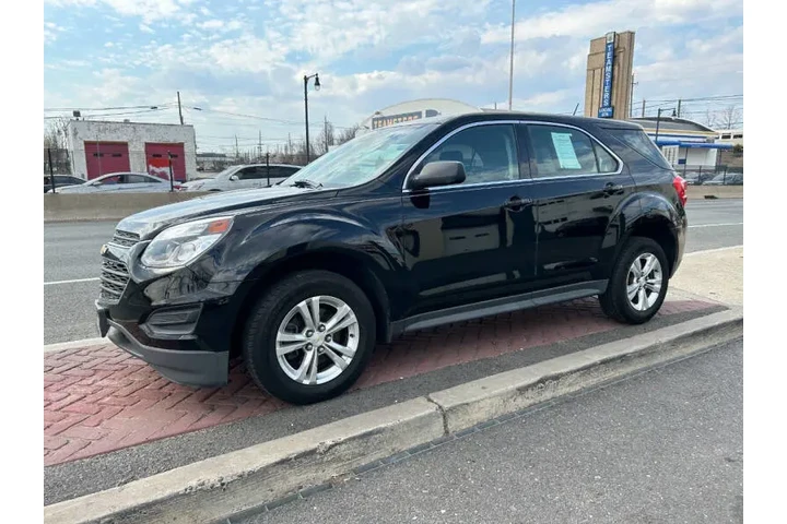 $9495 : 2017 Equinox LS image 8
