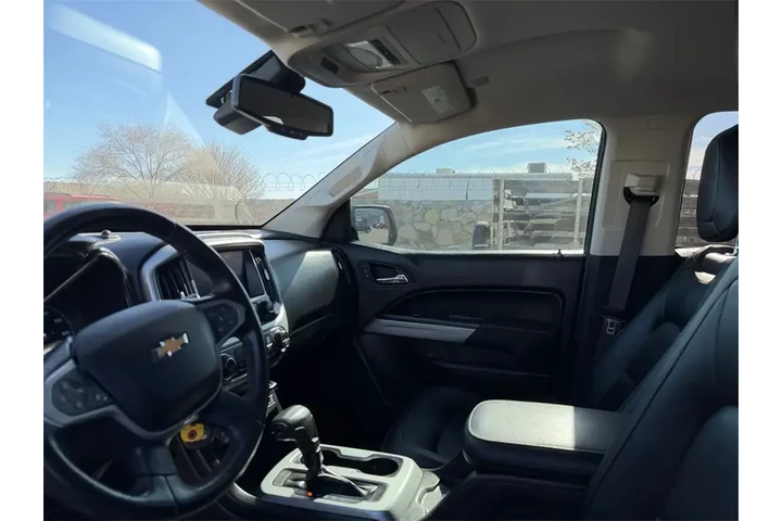 $32500 : Chevrolet Colorado 2021 4x4 image 4