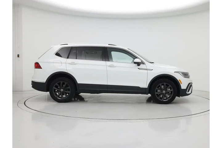 $21998 : Volkswagen Tiguan 2024 SE 4d image 7