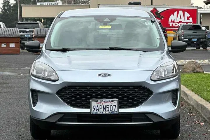 $14925 : Ford Escape 2022 SE 4dr SUV image 6
