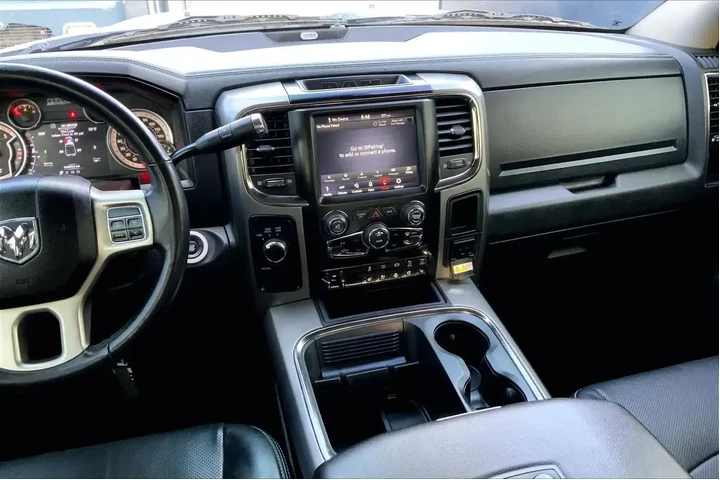 $37599 : Ram 2500 2018 4x4 Laramie 4d image 6