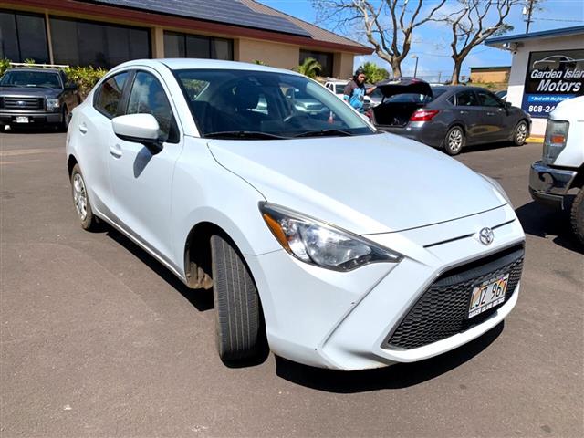 $15995 : 2019 Yaris iA image 6