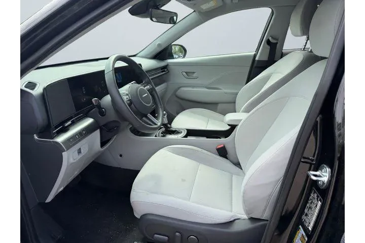 $26175 : Hyundai KONA 2025 AWD SEL 4d image 9