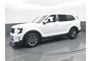 $31991 : Kia Telluride 2025 LX 4dr SU thumbnail