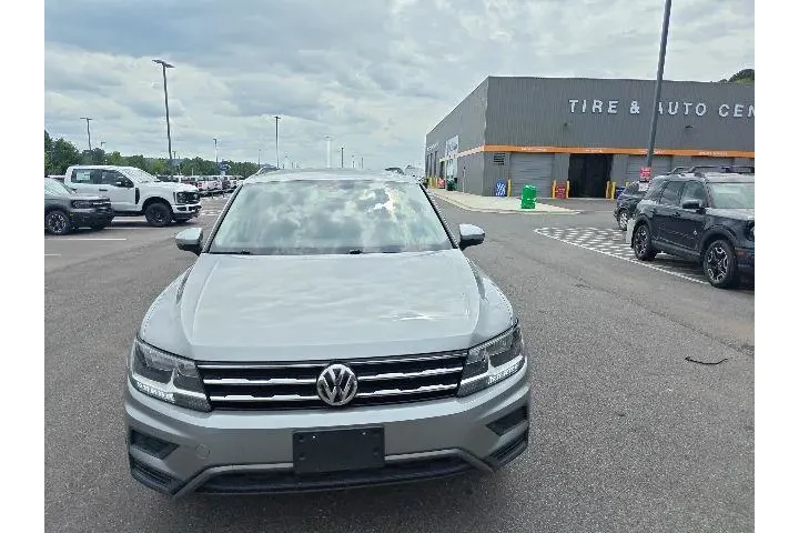 $15990 : Volkswagen Tiguan 2021 AWD S image 7