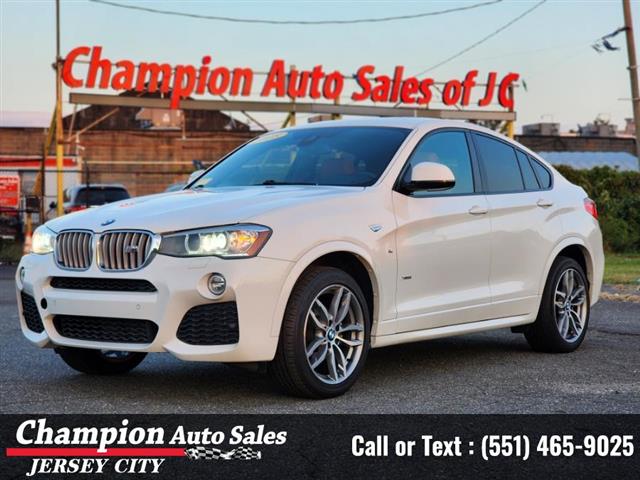 Used 2018 X4 xDrive28i Sports image 1