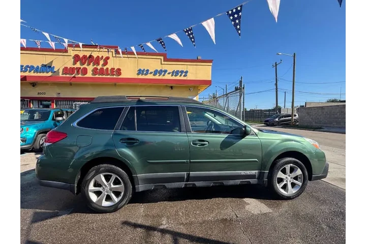 2014 Outback 2.5i Limited image 9