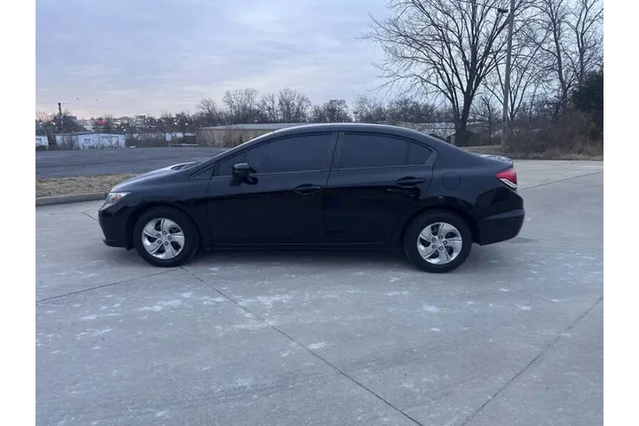 $9900 : 2014 Civic LX image 4
