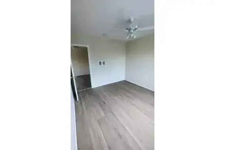 RENTO APT 📍Manchester/Vermont image 4