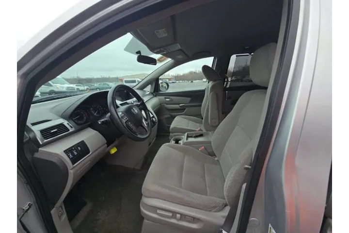 $12995 : 2015 Odyssey EX image 6