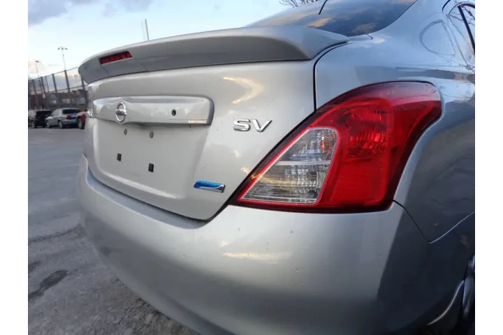 $6450 : 2014 Versa 1.6 SV image 6