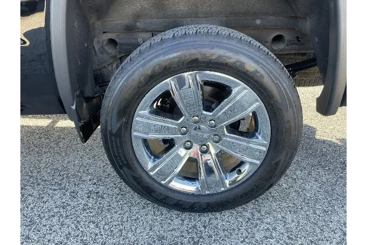 $26463 : GMC Sierra 1500 2018 4x4 SLT image 9