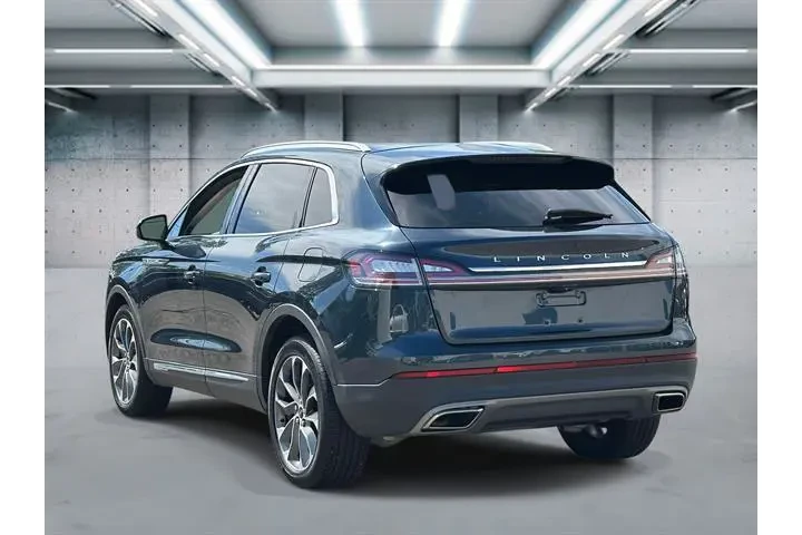 $30495 : Lincoln Nautilus 2022 AWD Re image 10