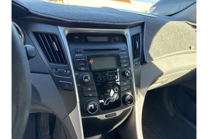 $8139 : Hyundai SONATA 2013 GLS 4dr image 10