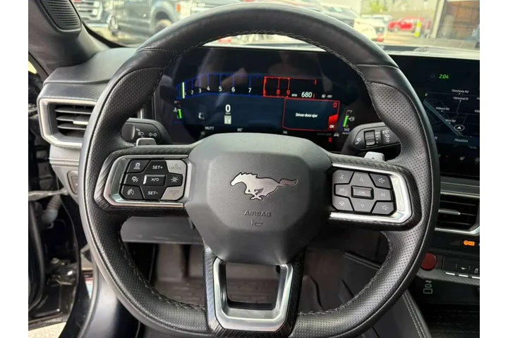 2024 Mustang GT Premium Coupe image 8