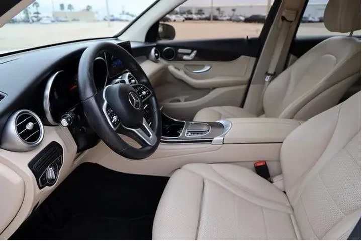 $22878 : Mercedes-Benz GLC 2022 GLC 3 image 10