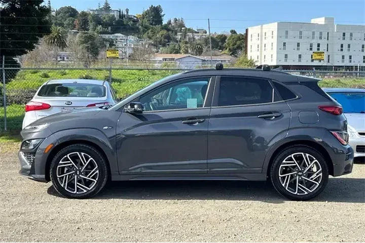 $20990 : Hyundai KONA 2023 N Line 4dr image 10