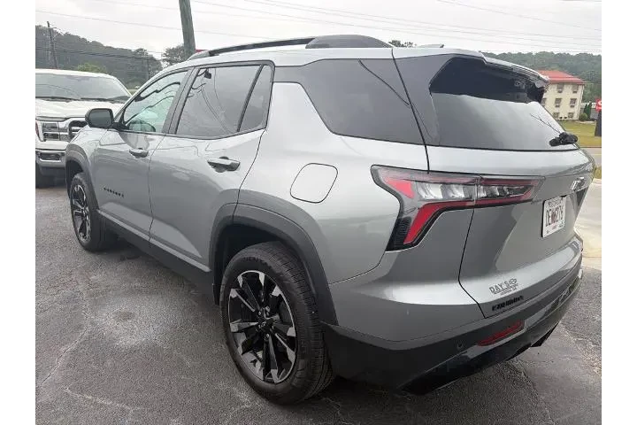 $32570 : Chevrolet Equinox 2026 RS 4d image 3