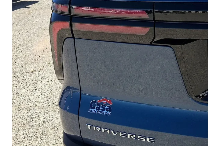 $39995 : Chevrolet Traverse 2025 LT 4 image 10