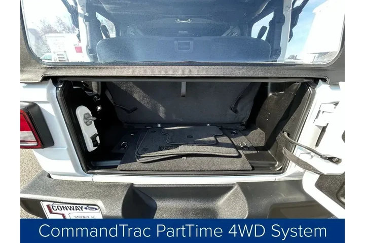 $26995 : Jeep Wrangler 2021 4x4 Sport image 9