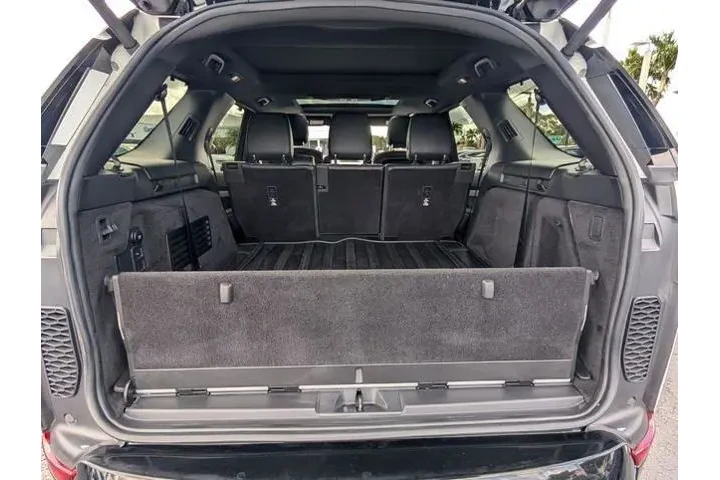 $22997 : Land Rover Discovery 2020 AW image 9