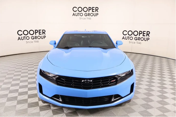$31172 : Chevrolet Camaro 2023 LT 2dr image 9