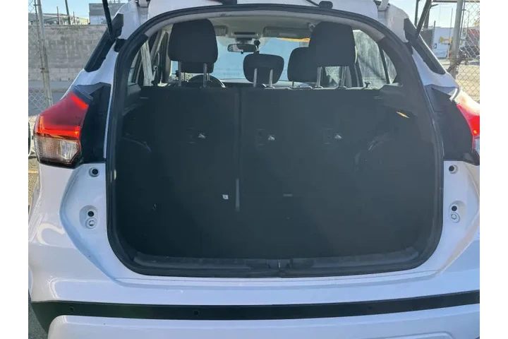 $19995 : 2023 Kicks S image 10