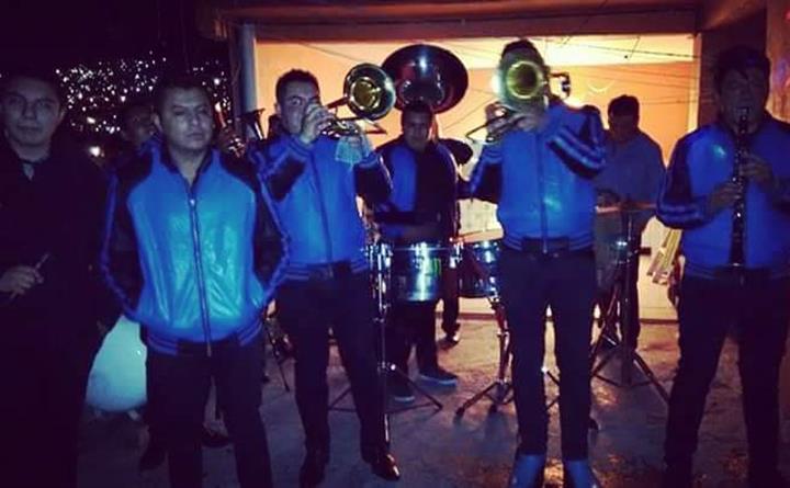 Banda fiesta show image 4