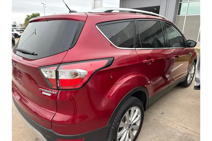 $12249 : Ford Escape 2017 Titanium 4d image 8