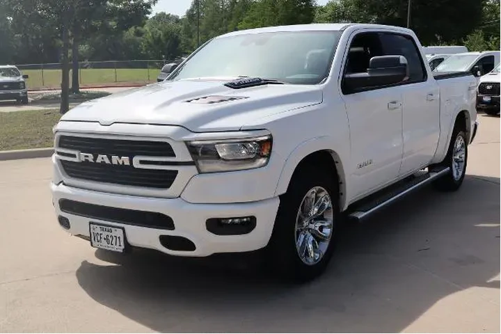 $30993 : Ram 1500 2022 4x2 Laramie 4d image 8