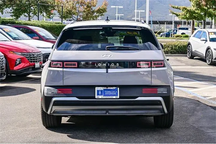 $36000 : Hyundai IONIQ 5 2025 SEL 4dr image 6