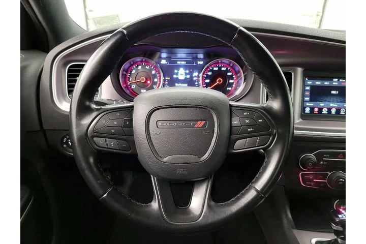 $18998 : Dodge Charger 2022 SXT 4dr S image 10