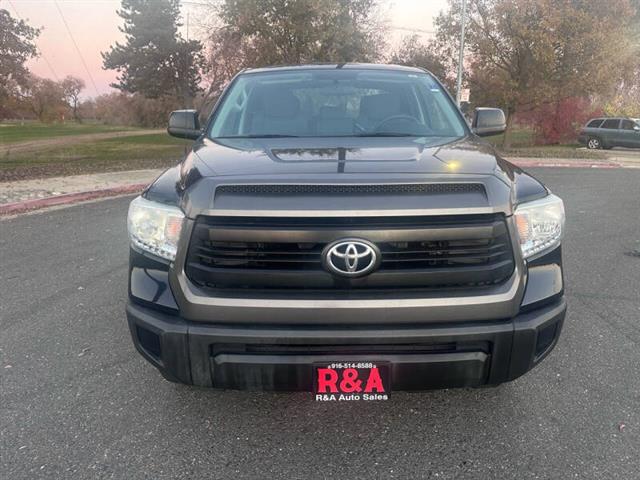 $18995 : 2017 Tundra SR image 3