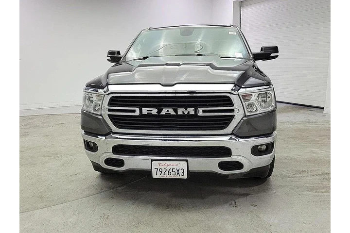 $31998 : Ram 1500 2021 4x4 Big Horn 4 image 2