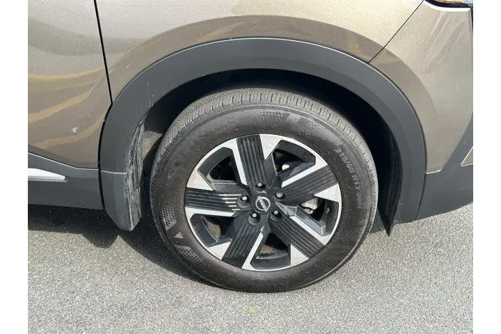 $22704 : Nissan Kicks 2025 AWD SV 4dr image 8