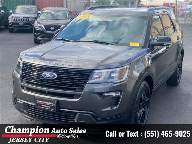 Used 2018 Explorer Sport 4WD image 5