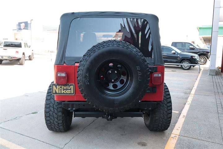 $15979 : 2004 Wrangler SE image 5